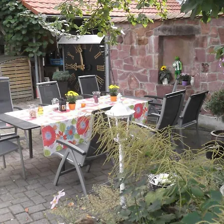 Galerie Ueber Den Gaerten 아파트 헤르볼츠하임