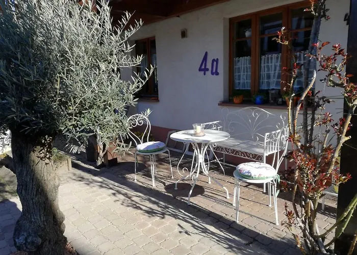 Galerie Ueber Den Gaerten Daire *