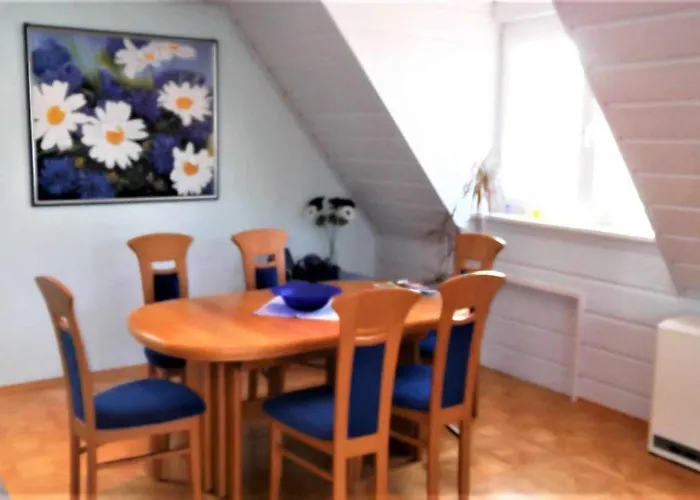 Galerie Ueber Den Gaerten Daire *